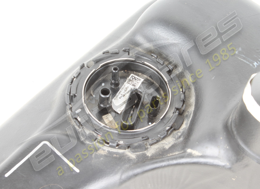 réservoir de carburant lamborghini utilisé. numéro de pièce 4t7201022a (3)