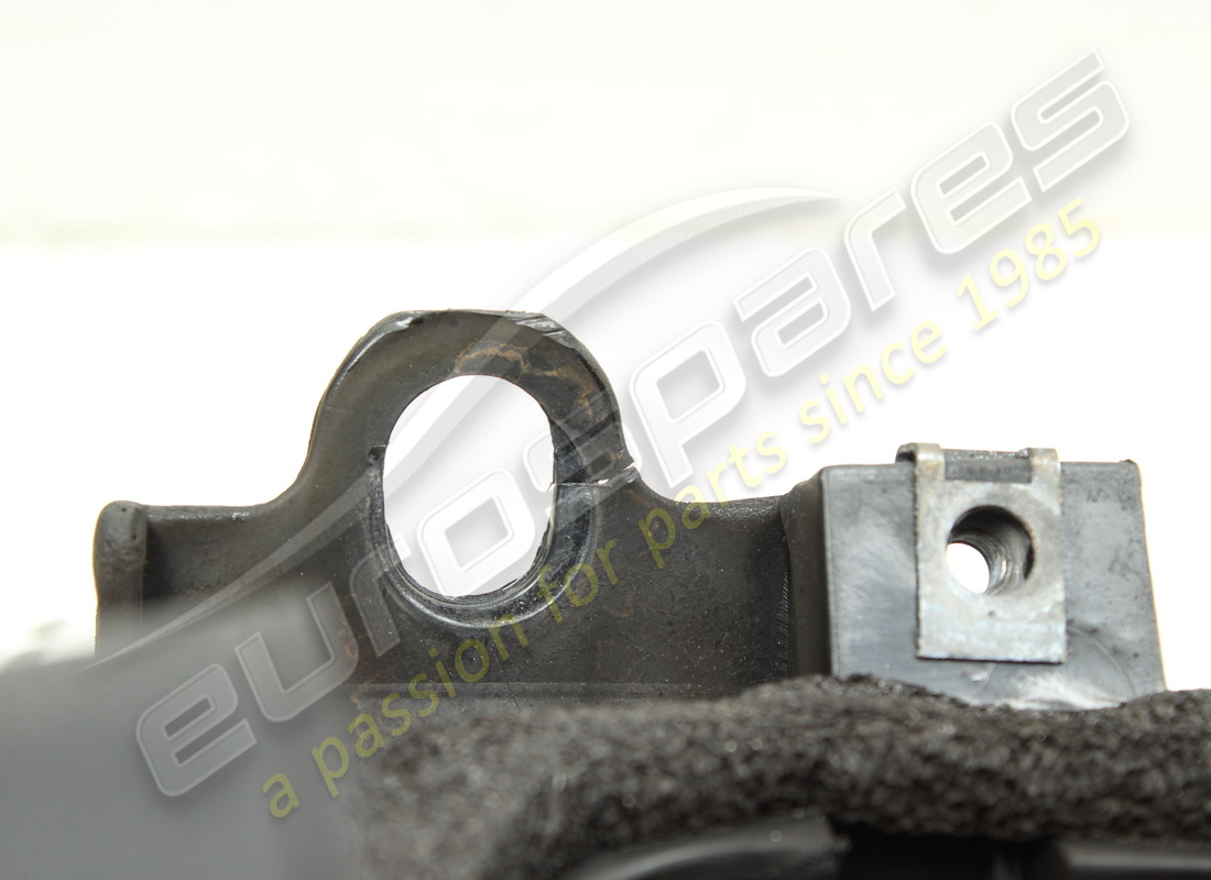 conduit de dégivrage complet ferrari endommagé. numéro de pièce 89067700 (3)