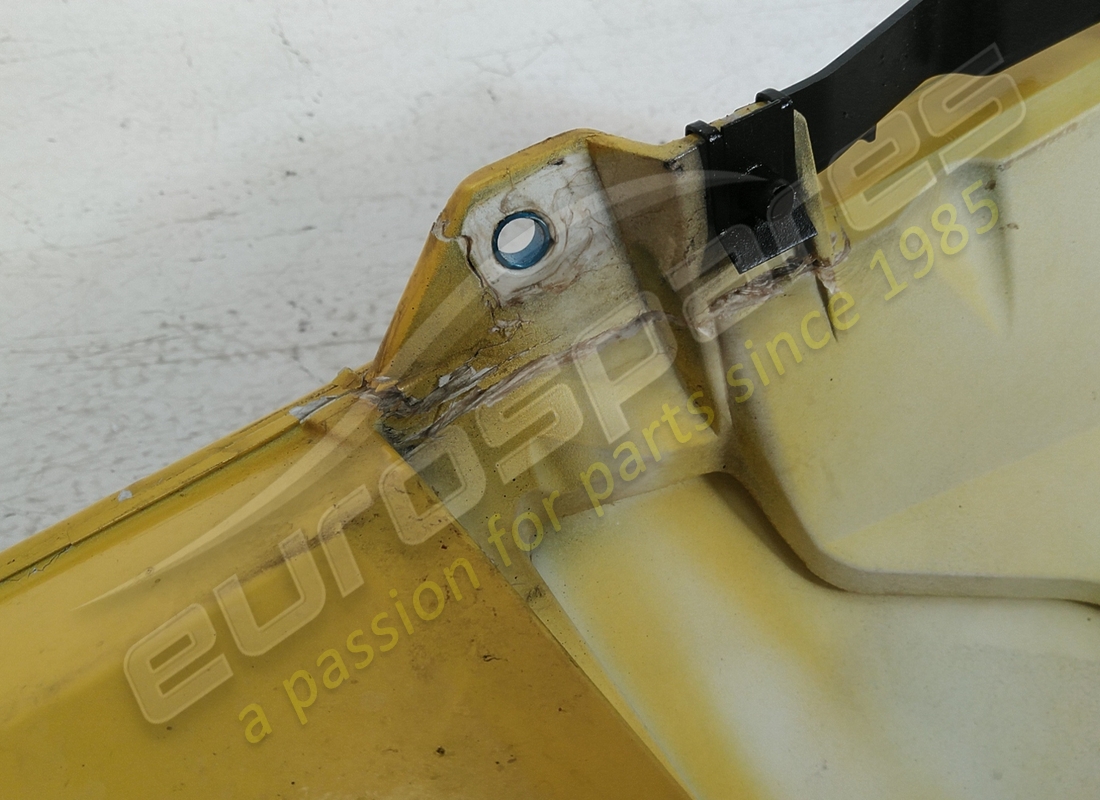 couvercle de lamborghini, aile endommagé. numéro de pièce 470854959k (4)