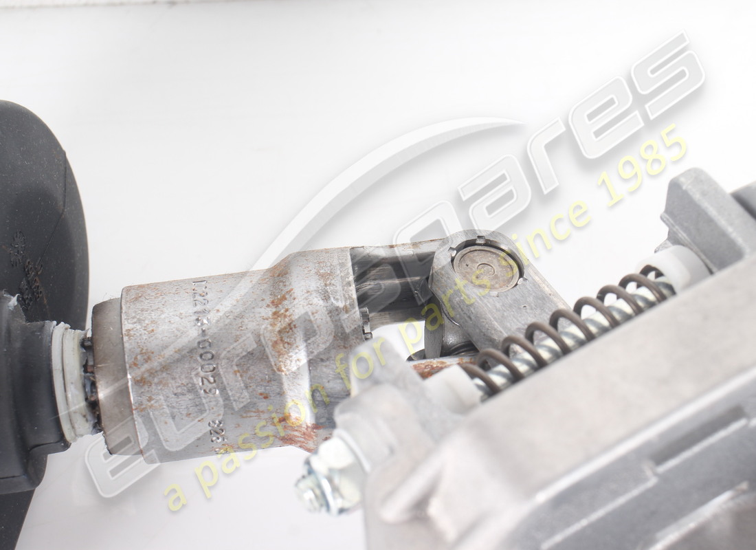 UTILISÉ FERRARI COLONNE DE DIRECTION COMPLÈTE. NUMÉRO DE PIÈCE 320095 (6) utilisé ferrari colonne de direction complète. numéro de pièce 320095 (6)