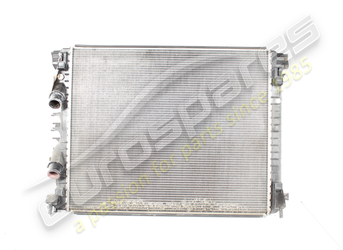 RADIATEUR À EAU Maserati UTILISÉ. NUMÉRO DE PIÈCE 670001593 (1)