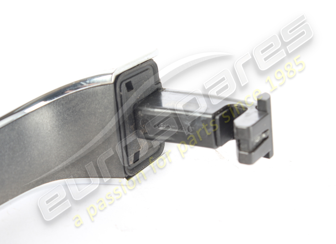 poignée d'ouverture de porte d'occasion maserati. numéro de pièce 670013708 (3)