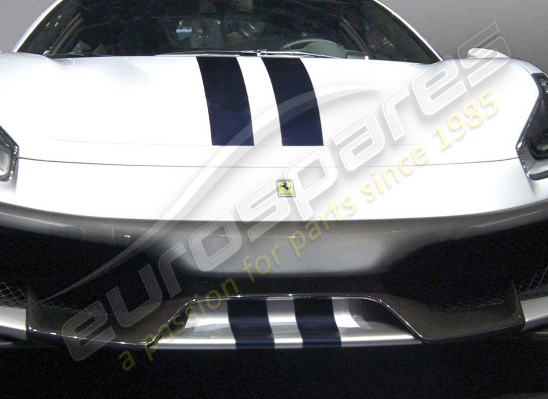 nouveau spoiler avant en fibre de carbone ferrari. numéro de pièce 824297 (4)