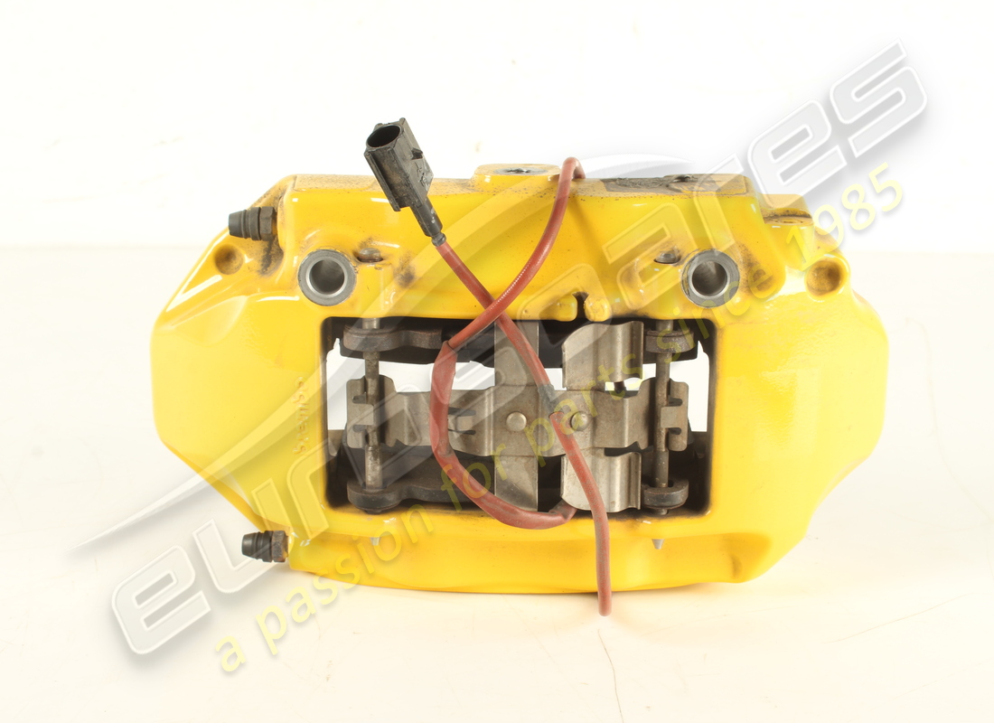 utilisé ferrari étrier arrière droit avec plaquettes. numéro de pièce 311677 (3)