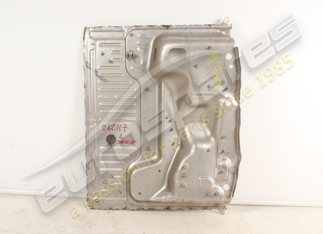 utilisé ferrari étape de roue de secours complète. numéro de pièce 242117 (1)