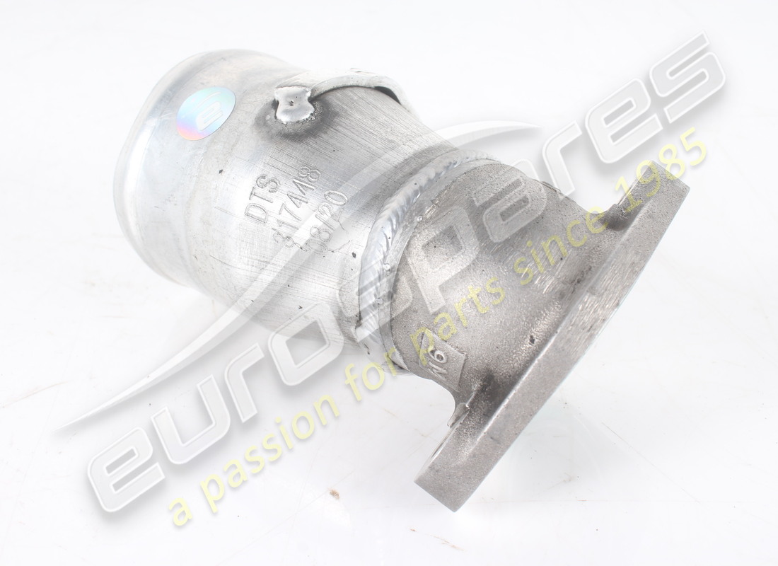 utilisé ferrari raccord de tuyau avec bride. numéro de pièce 317448 (2)