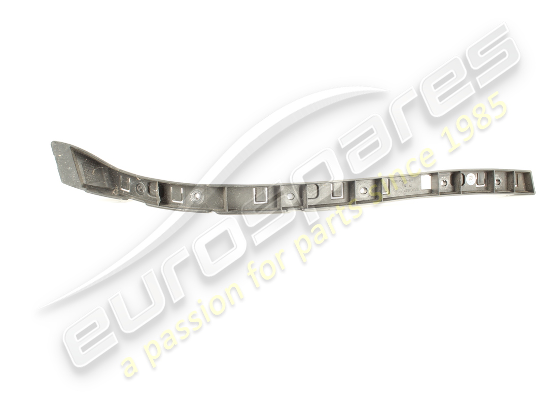 pare-chocs arrière gauche d'occasion maserati. numéro de pièce 670001617 (2)