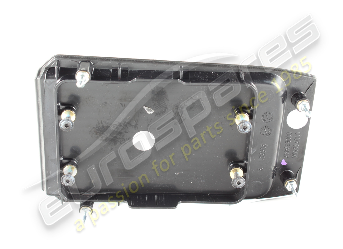 tapis de plateau arrière d'occasion ferrari. numéro de pièce 857447 (2)
