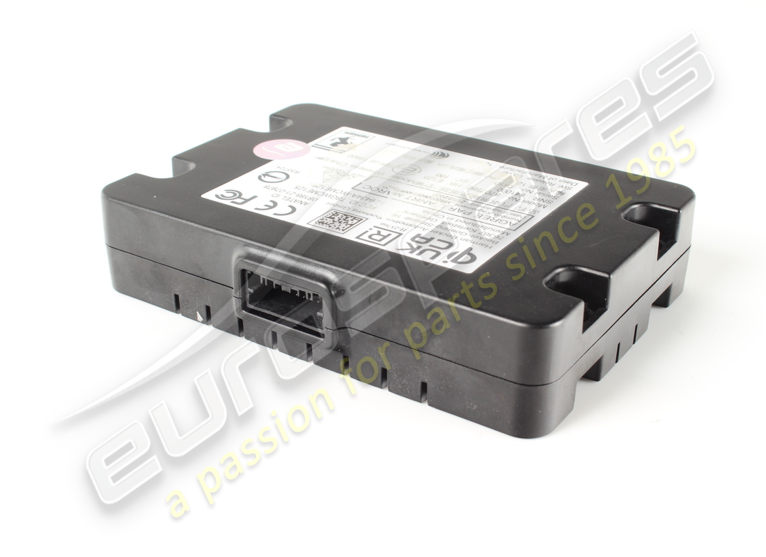 chargeur sans fil arrière d'occasion ferrari. numéro de pièce 841000 (2)
