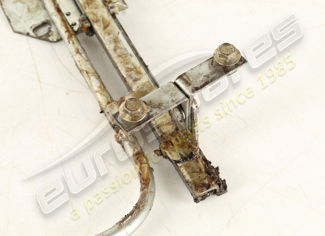 mécanisme de lève-vitre droit d'occasion ferrari. référence 62302300 (3)