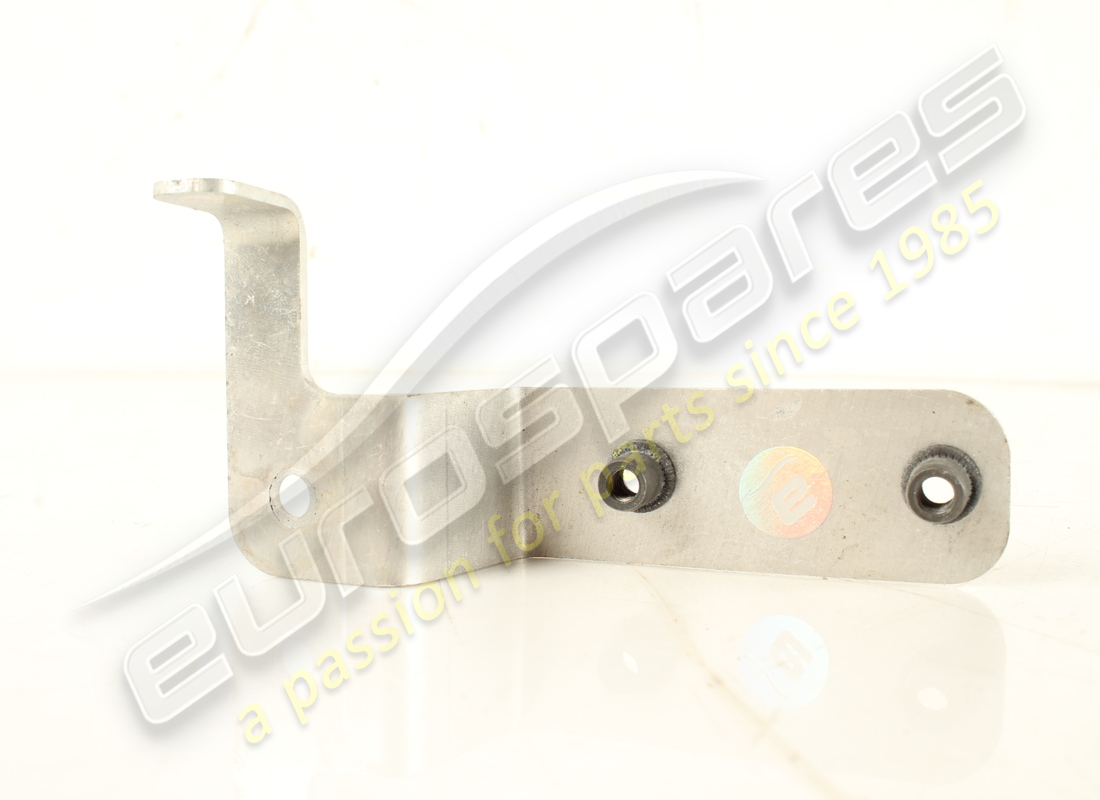 utilisé le support lamborghini. numéro de pièce 470825513 (2)