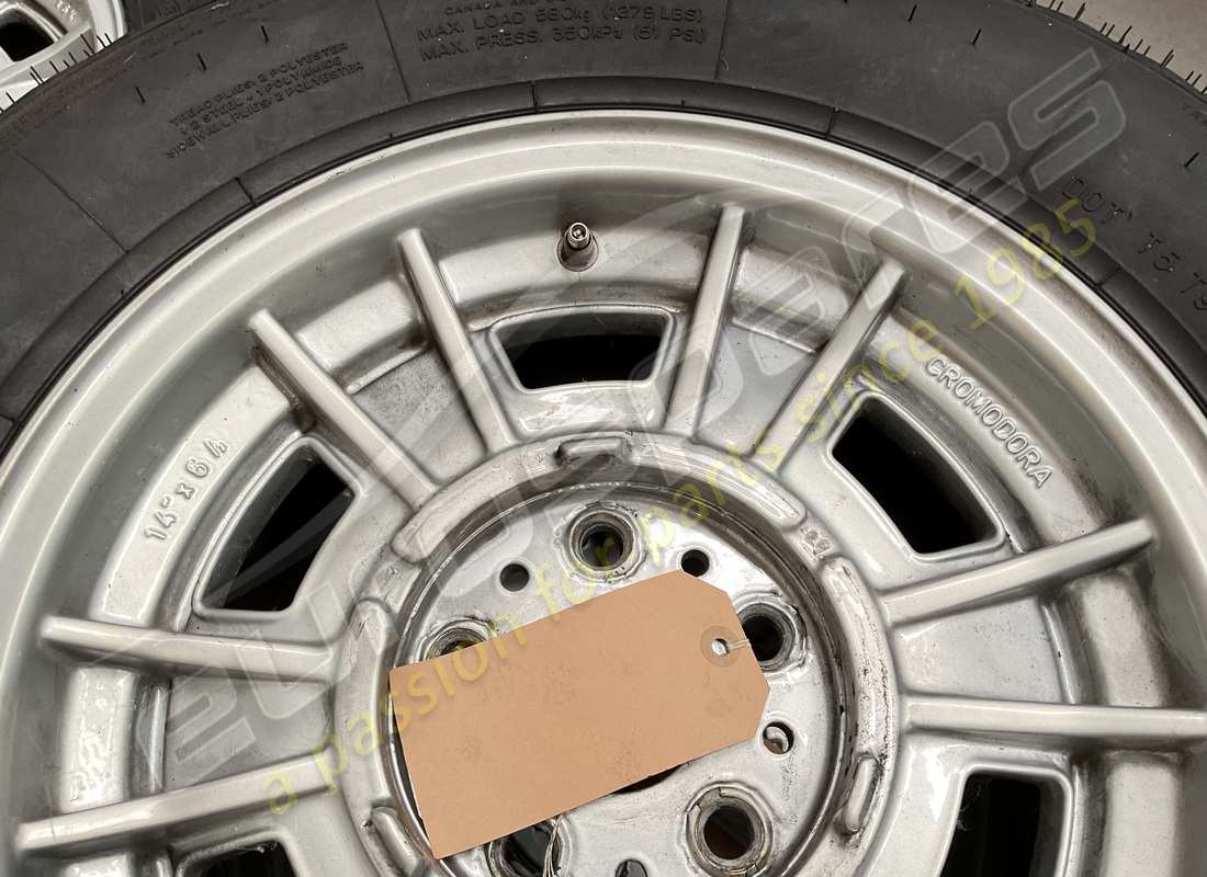 roue ferrari utilisée. numéro de pièce 104920 (3)