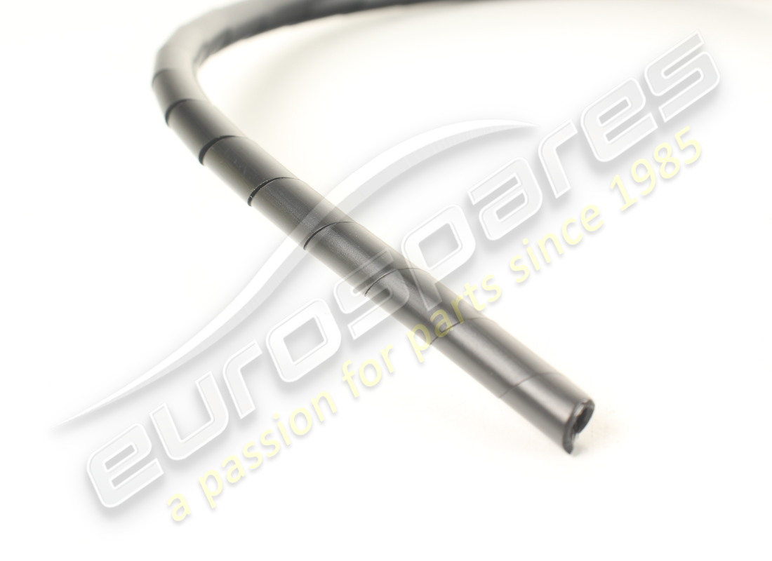 nouveau ferrari protecteur de câble bowden spira. numéro de pièce 84975900 (2)