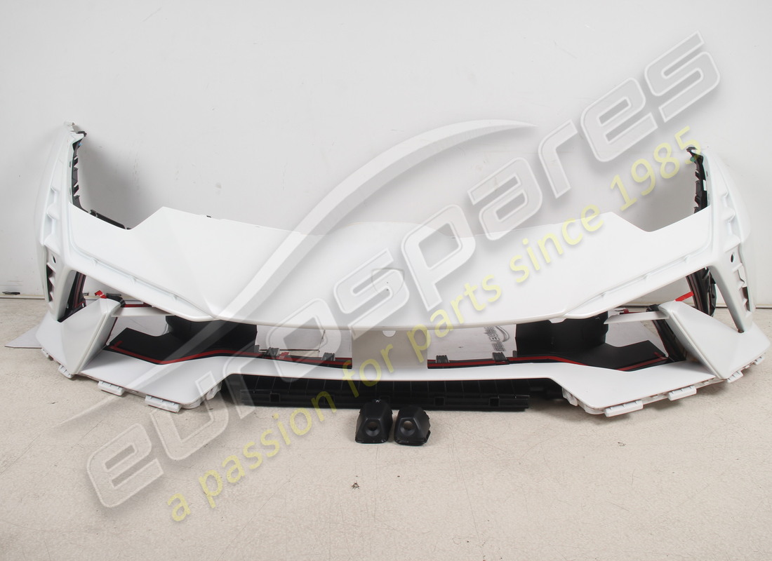nouveau pare-chocs lamborghini. numéro de pièce 4t0807103aegru (1)