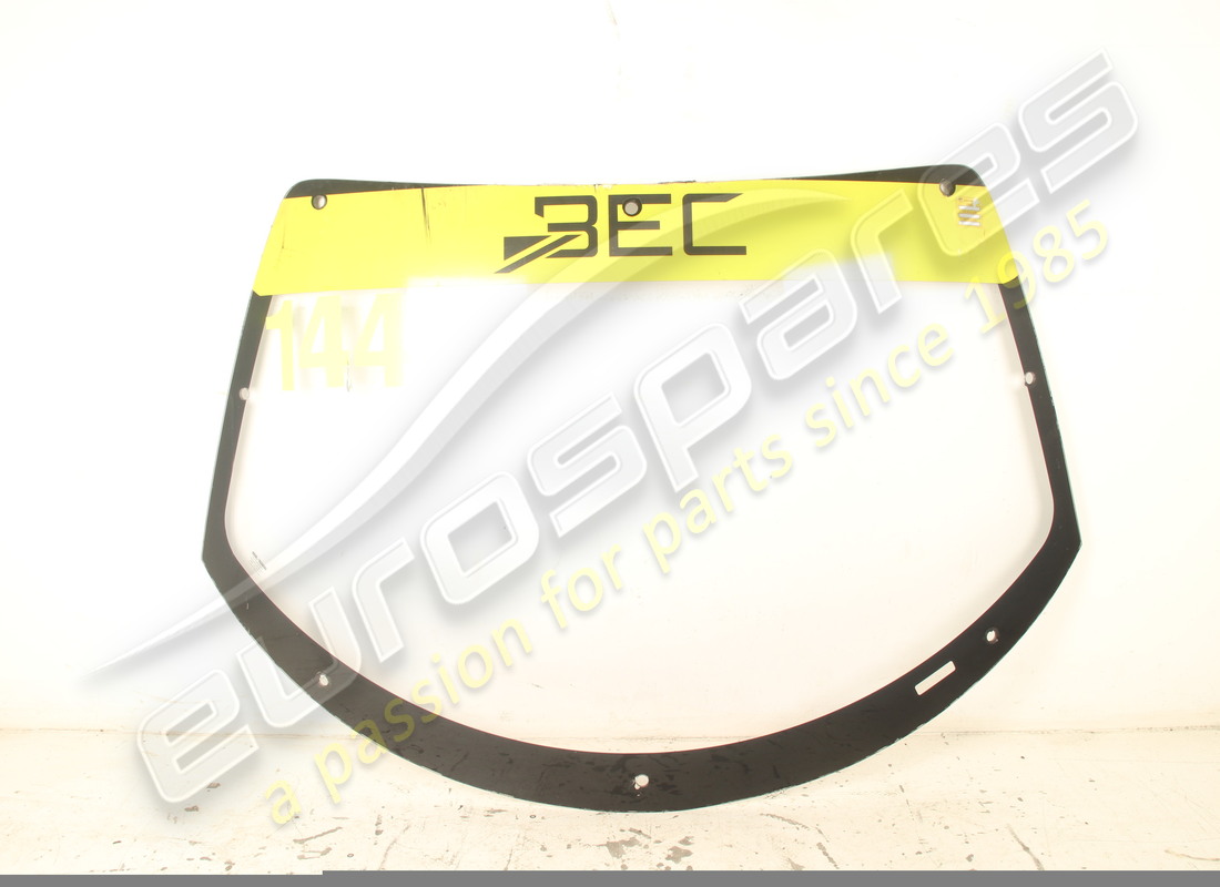 DÉFI Ferrari PARE-BRISE UTILISÉ 458 . NUMÉRO DE PIÈCE 83306000 (1)