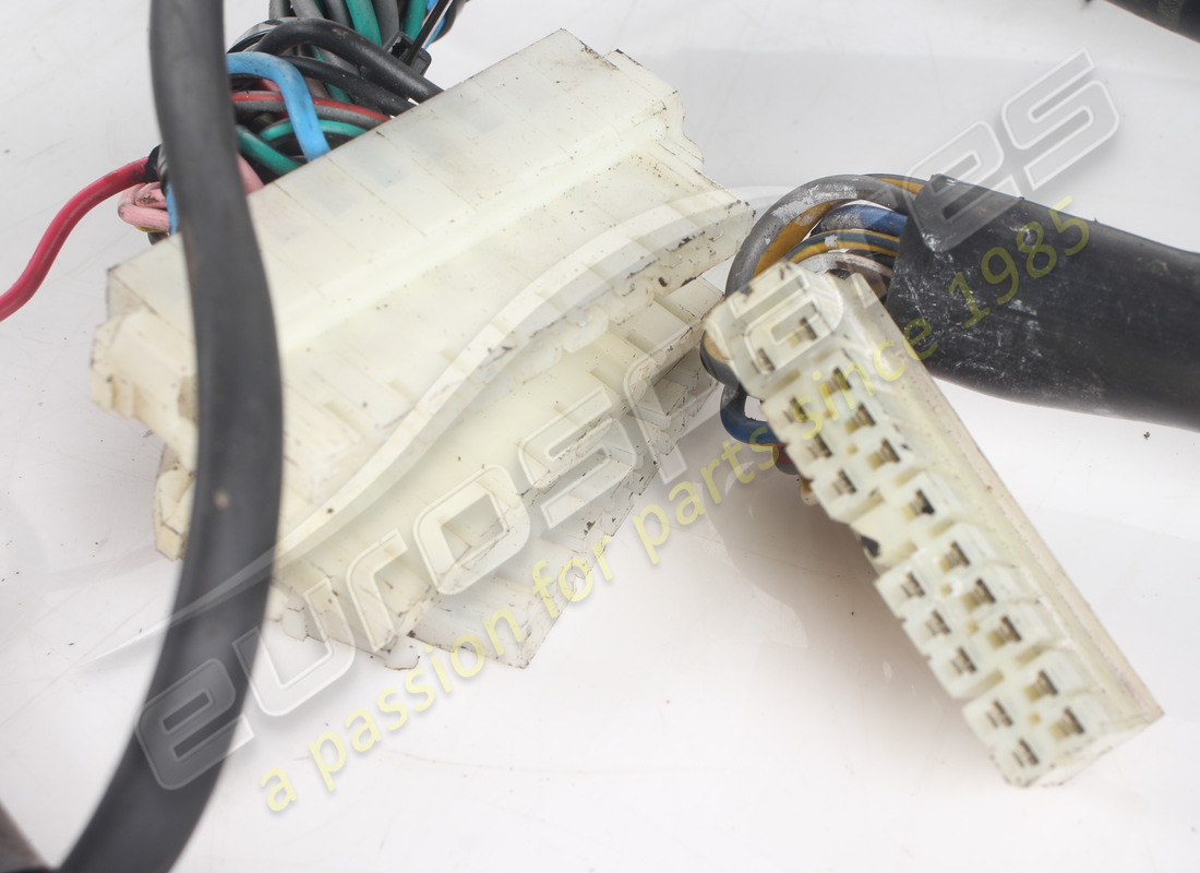 UTILISEZ FERRARI CÂBLE AVANT. NUMÉRO DE PIÈCE 61885700 (3) utilisez ferrari câble avant. numéro de pièce 61885700 (3)