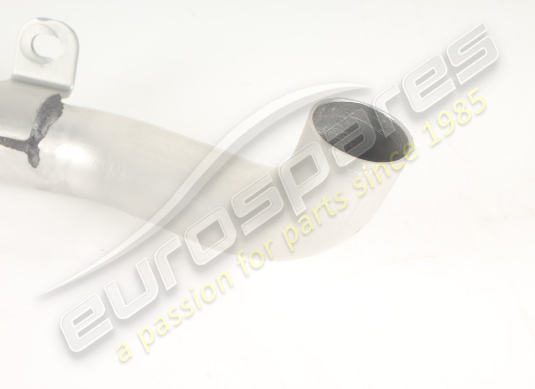 TUYAU DE REFROIDISSEMENT À BOBINE D'OCCASION FERRARI. NUMÉRO DE PIÈCE 852671 (3) tuyau de refroidissement à bobine d'occasion ferrari. numéro de pièce 852671 (3)