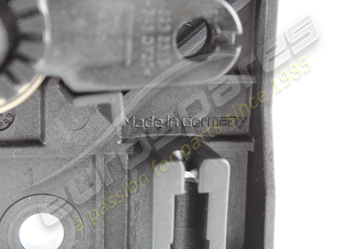 SUPPORT DE MONTAGE D'OCCASION Lamborghini. NUMÉRO DE PIÈCE 4M2823633C9B9 (1) SUPPORT DE MONTAGE D'OCCASION Lamborghini. NUMÉRO DE PIÈCE 4M2823633C9B9 (1)