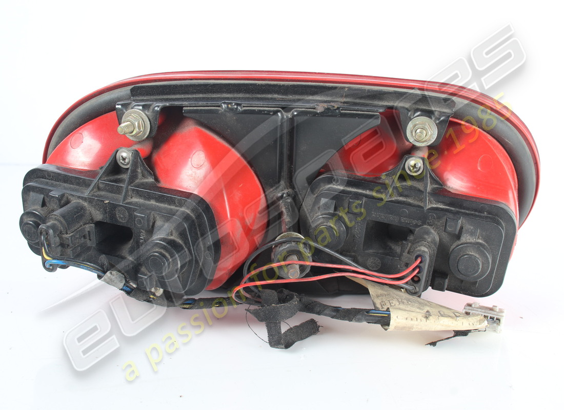 utilisé ferrari feu arrière droit complet. numéro de pièce 153109 (3)