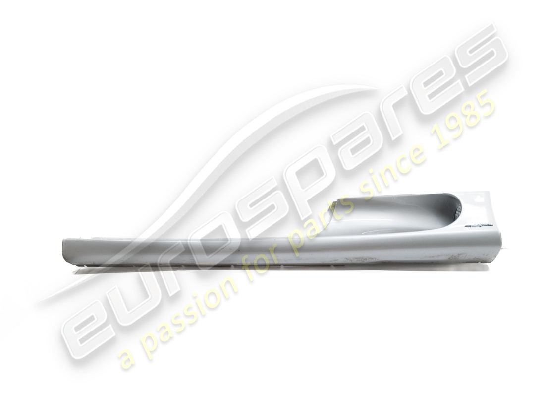 UTILISÉ Ferrari REVÊTEMENT SOUS-PORTE LH. NUMÉRO DE PIÈCE 66099510 (1)