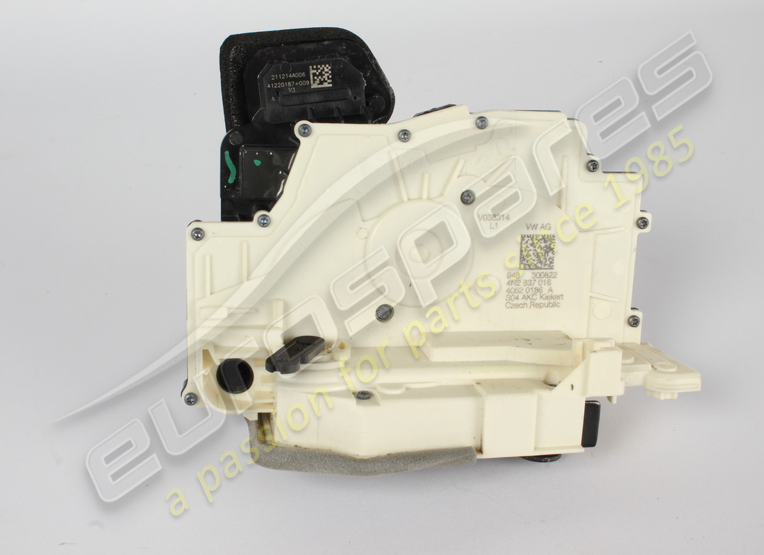 LOQUET DE PORTE D'OCCASION Porsche. NUMÉRO DE PIÈCE PAB837016B (1)