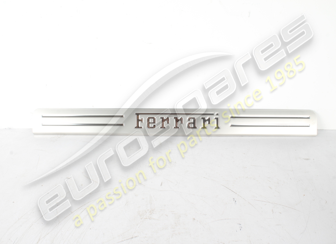 nouvelle plaque de pied gauche ferrari. numéro de pièce 86786000 (1)