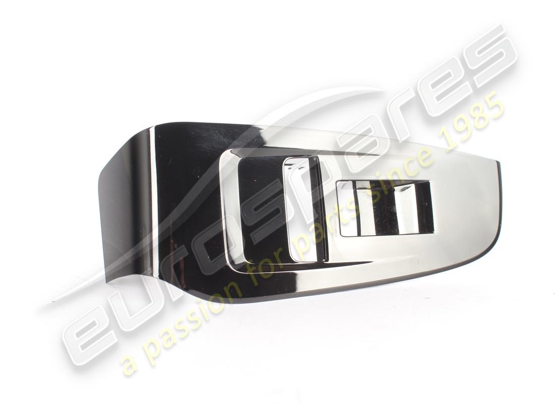 GARNITURE DE LÈVE-VITRE ÉLECTRIQUE DE PORTE ARRIÈRE GAUCHE D'OCCASION Maserati. NUMÉRO DE PIÈCE 673014513 (1)