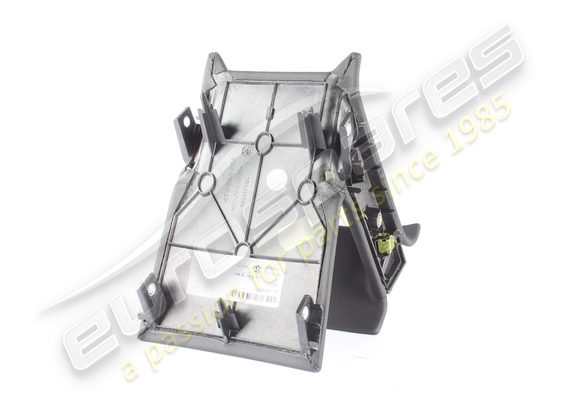 console de couvercle avant inférieur de lamborghini utilisé. numéro de pièce 4t0864363 (2)
