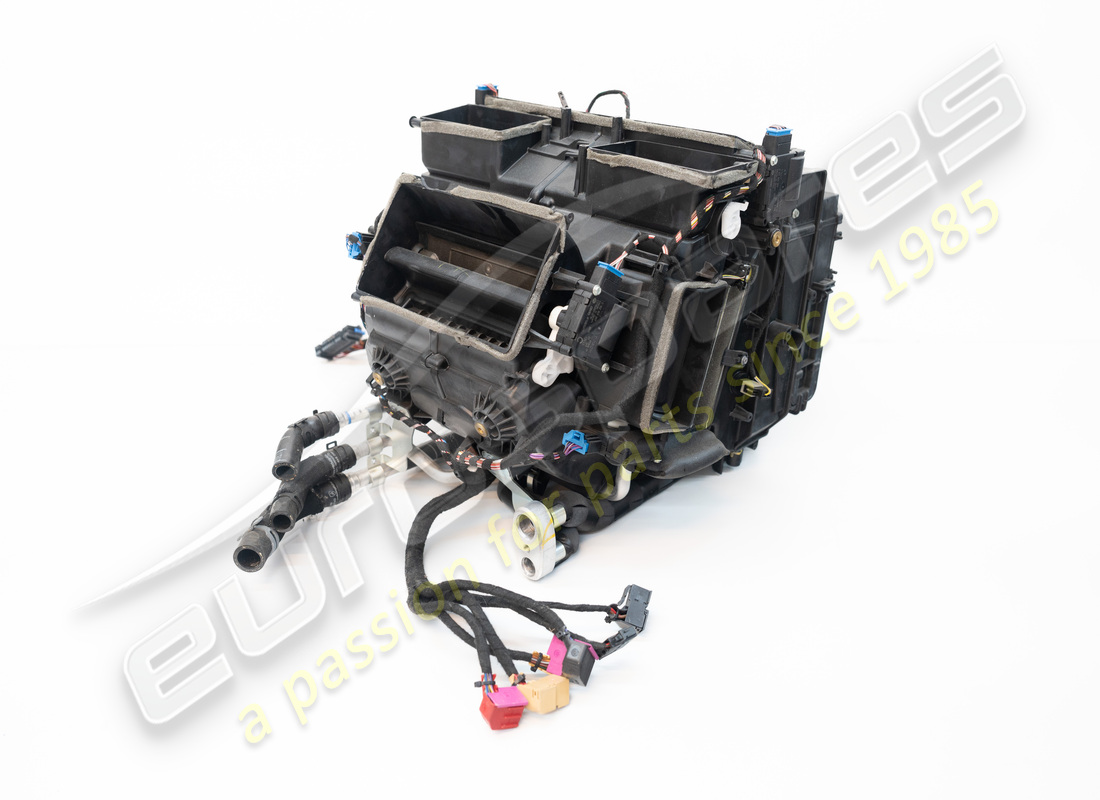 matrice de chauffage lamborghini endommagée. numéro de pièce 400820351c (2)