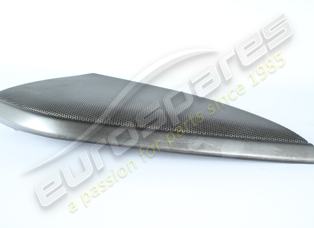 grille de woofer gauche ferrari endommagée. numéro de pièce 89356200 (2)