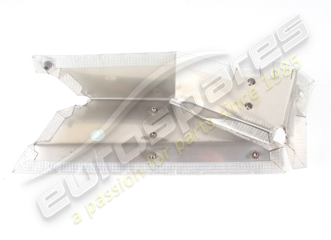 Radiateur de tête avant droit complet d'occasion Ferrari. Numéro de pièce 295112 (1) Radiateur de tête avant droit complet d'occasion Ferrari. Numéro de pièce 295112 (1)