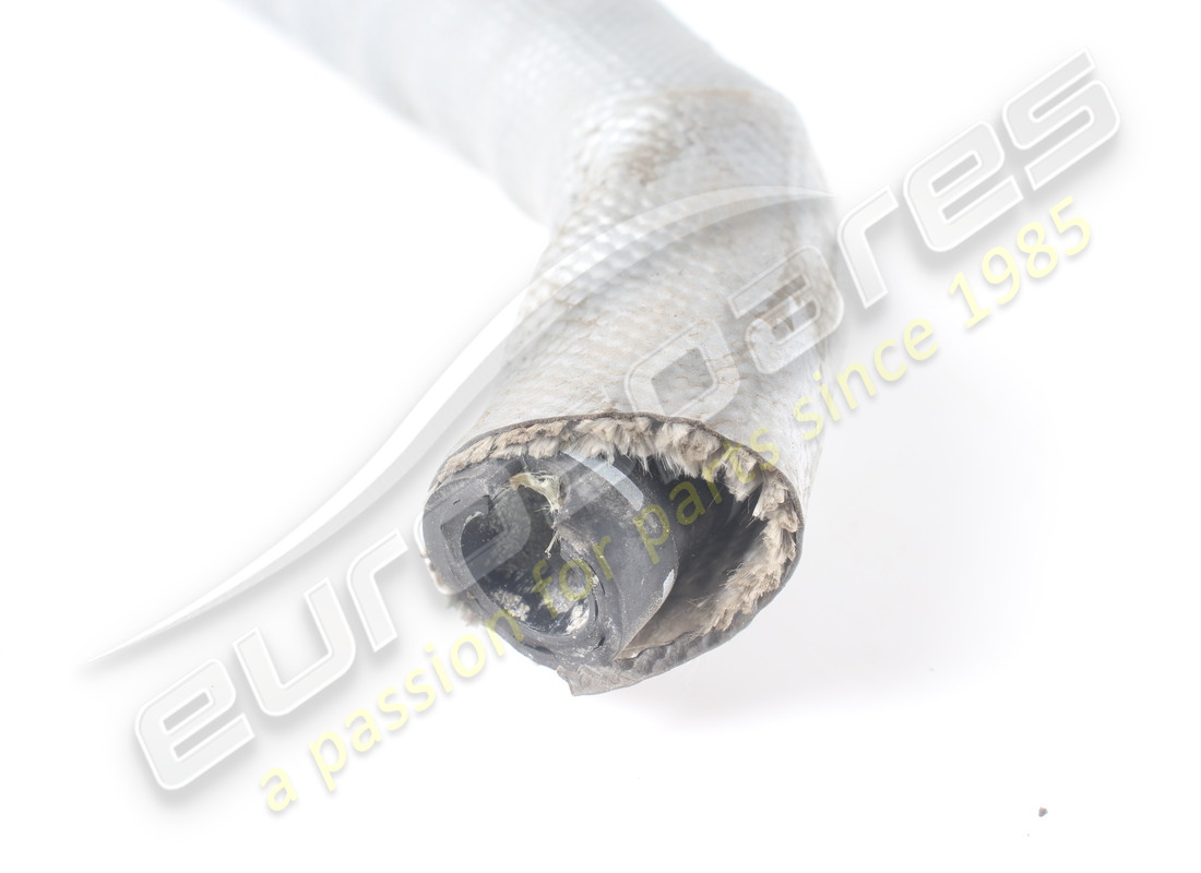 tuyau de raccord inférieur d'occasion ferrari. numéro de pièce 336395 (2)