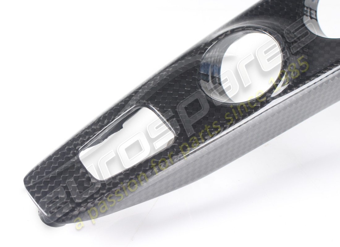 UTILISÉ FERRARI PARTIE SUPÉRIEURE DE LA POIGNÉE DU TUNNEL. NUMÉRO DE PIÈCE 89148500 (4) utilisé ferrari partie supérieure de la poignée du tunnel. numéro de pièce 89148500 (4)