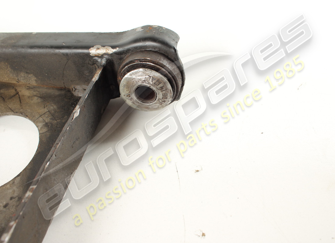 utilisé ferrari levier de suspension supérieur avant gauche. numéro de pièce 104393 (3)