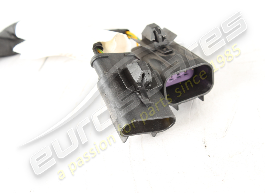 utilisé ferrari cavo paraurti posterior.eur. numéro de pièce 939840 (2)