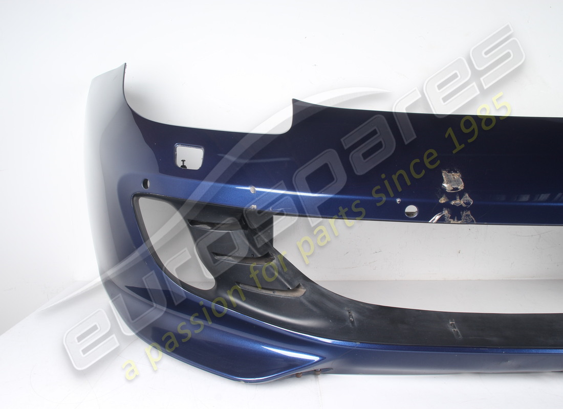 utilisé ferrari pare-chocs avant. numéro de pièce 89047110 (2)