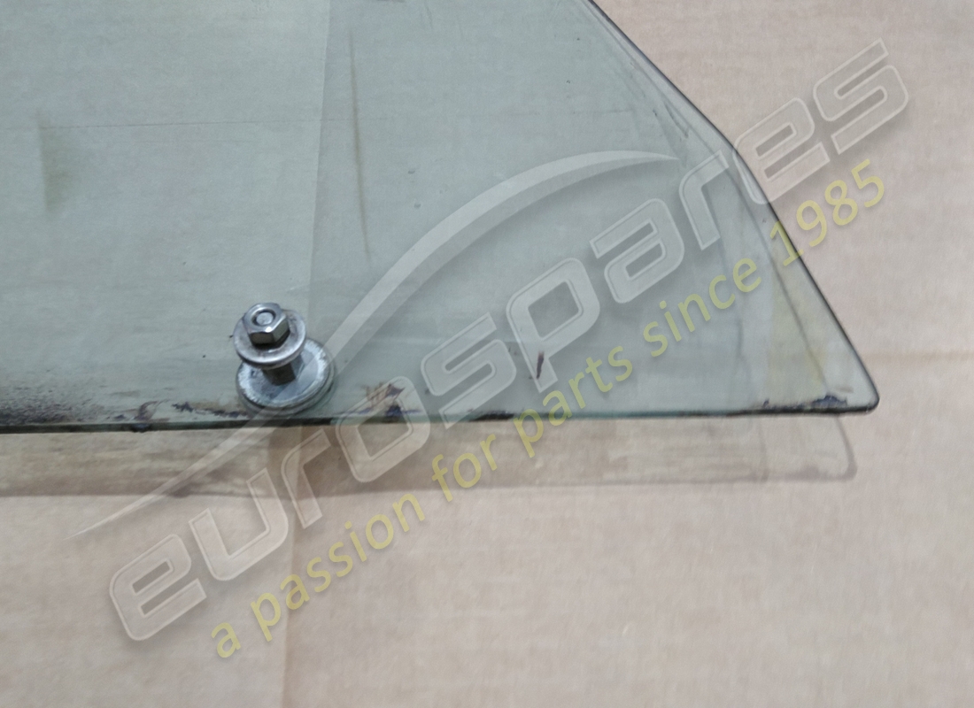 utilisé ferrari lh vitre de porte teinté. numéro de pièce 40074908 (3)