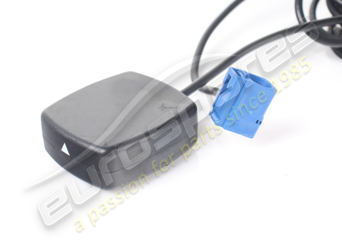 ferrari antenne gps glonass utilisée. numéro de pièce 336506 (2)