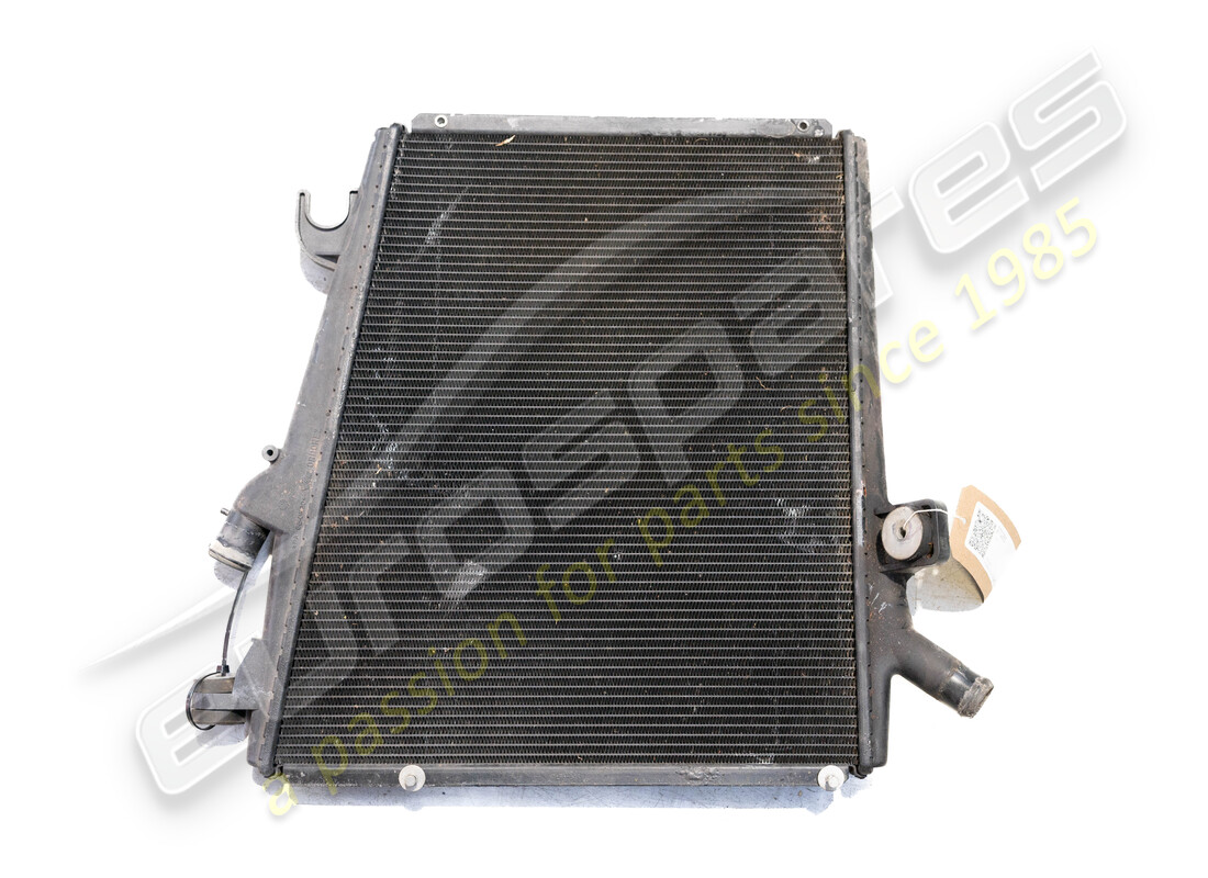 RADIATEUR D'EAU RH UTILISÉ Ferrari. NUMÉRO DE PIÈCE 270265 (1)