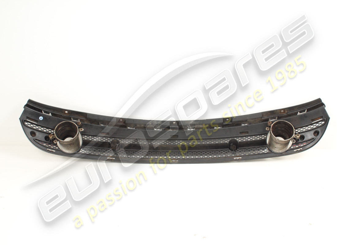 grille arrière eurospares utilisée avec embouts d'échappement et réflecteurs. numéro de pièce eap1392862 (2)