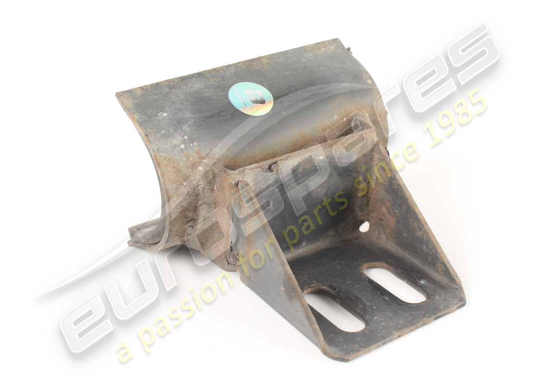 utilisé le support ferrari. numéro de pièce 137621 (2)