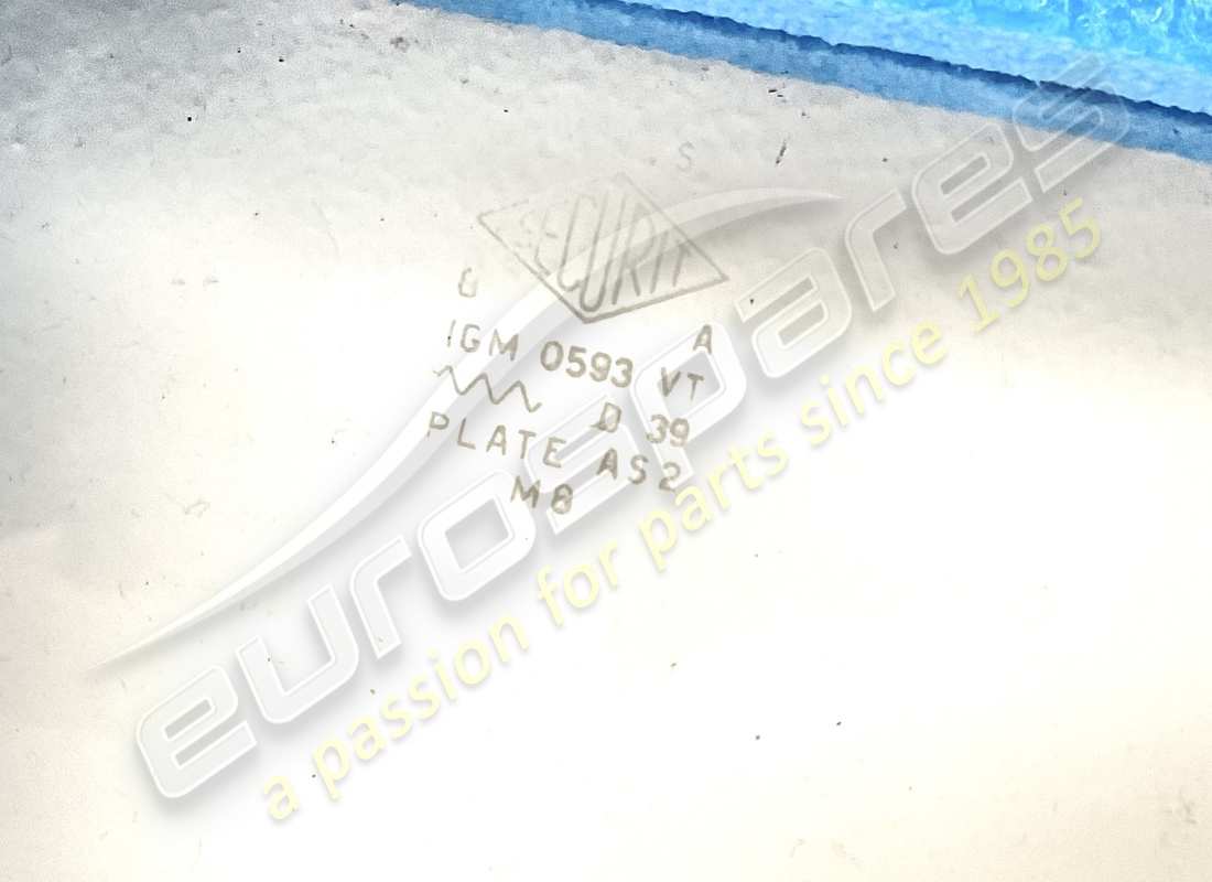 nouvelle fenêtre de côte arrière droite ferrari. numéro de pièce 30248405 (2)