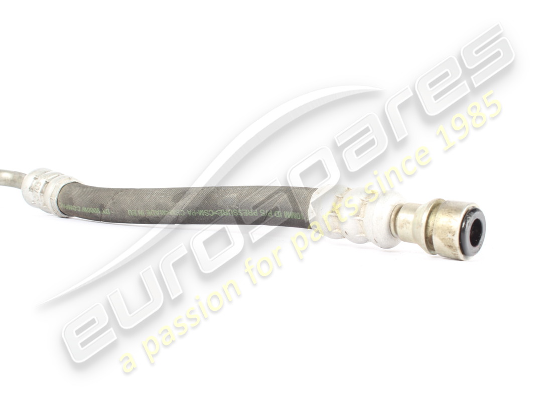 tuyau de ferrari utilisé de la pompe à déconnecter. numéro de pièce 323703 (3)