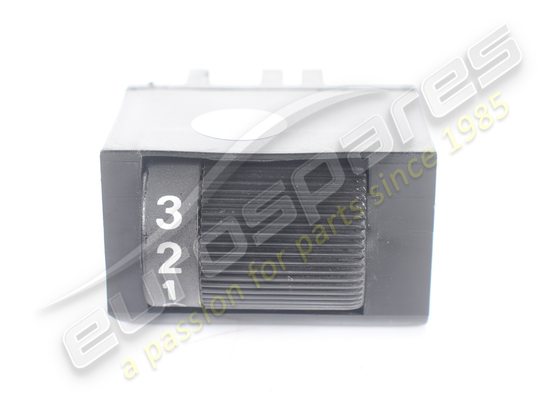 COMMUTATEUR MASERATI UTILISÉ. NUMÉRO DE PIÈCE 373100110 (2) commutateur maserati utilisé. numéro de pièce 373100110 (2)