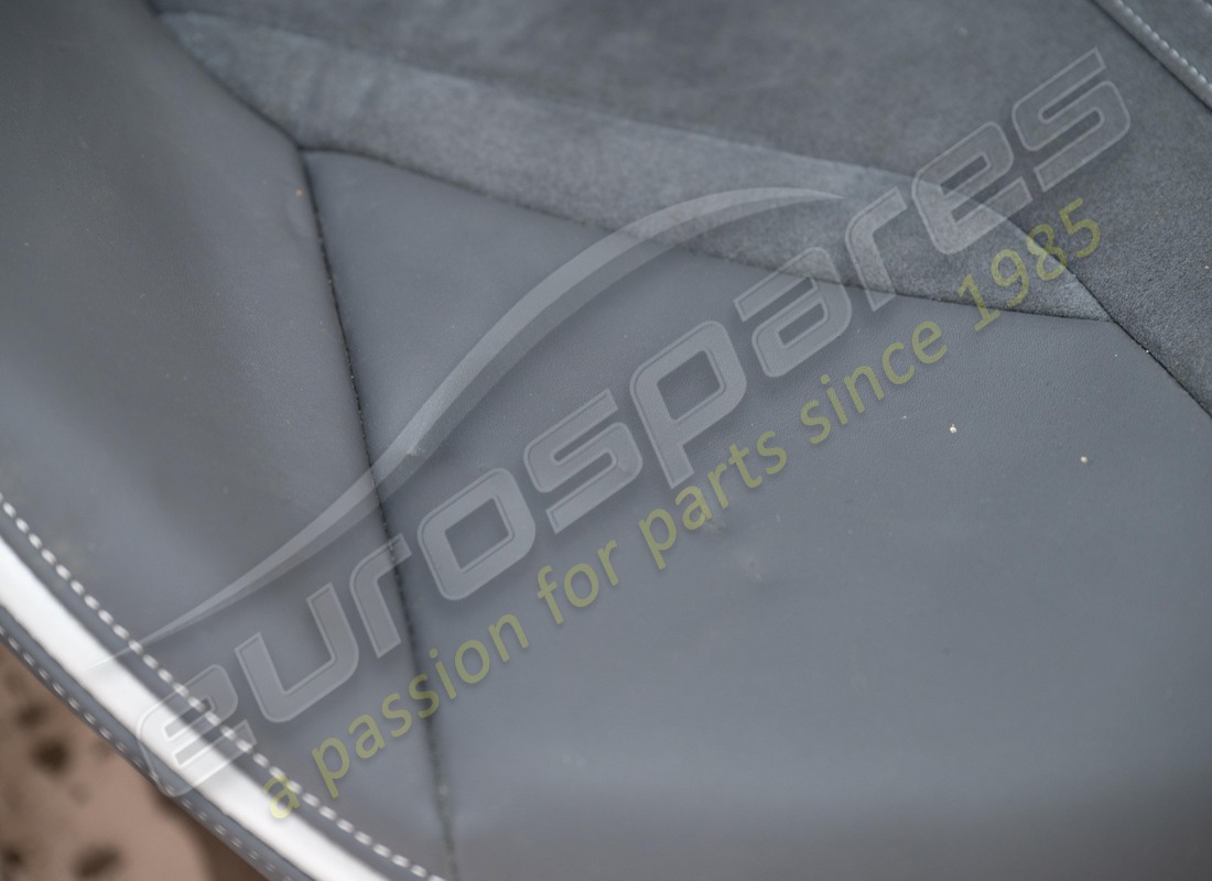 endommagé eurospares full electric std style des places avec centre en alcantara et traverses en cuir, coutures cheval sur l'appui-tête. numéro de pièce eap1563082 (7)