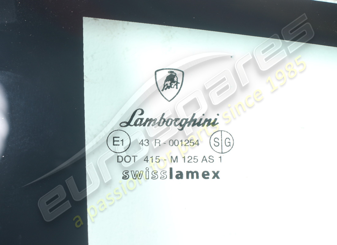 NOUVEAU VITRE LATÉRALE GAUCHE OE. NUMÉRO DE PIÈCE 0070004150 (2) nouveau vitre latérale gauche oe. numéro de pièce 0070004150 (2)