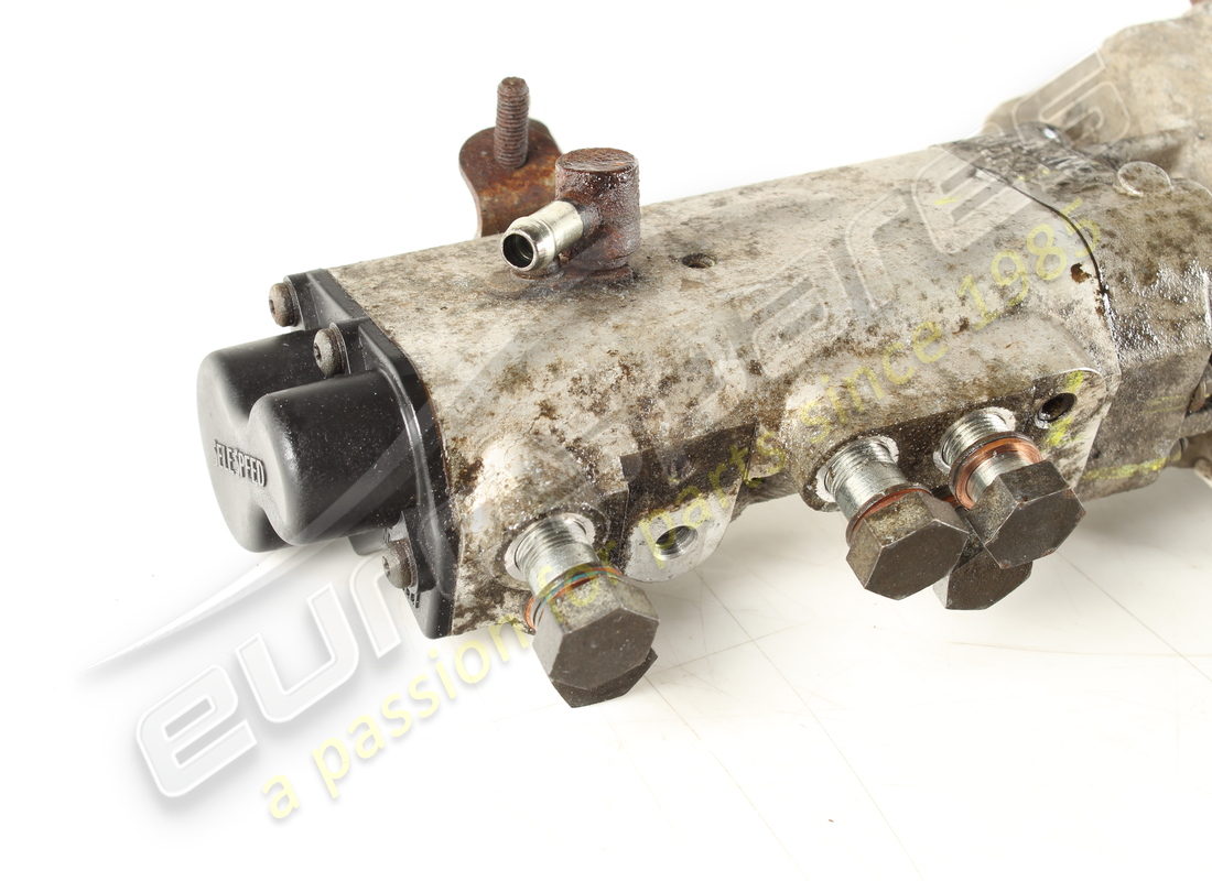 actionneur maserati utilisé avec couvercle. numéro de pièce 183064 (2)