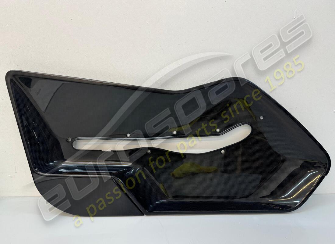 panneau de porte gauche neuf ferrari (carbone brillant). numéro de pièce 69259300 (1)