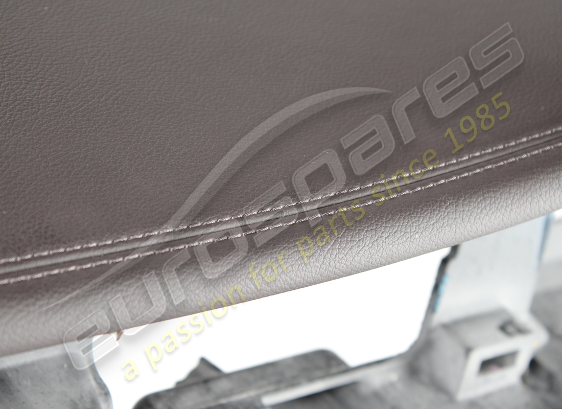 tableau de bord complet d'occasion maserati rhd marrone. numéro de pièce 673002632 (2)