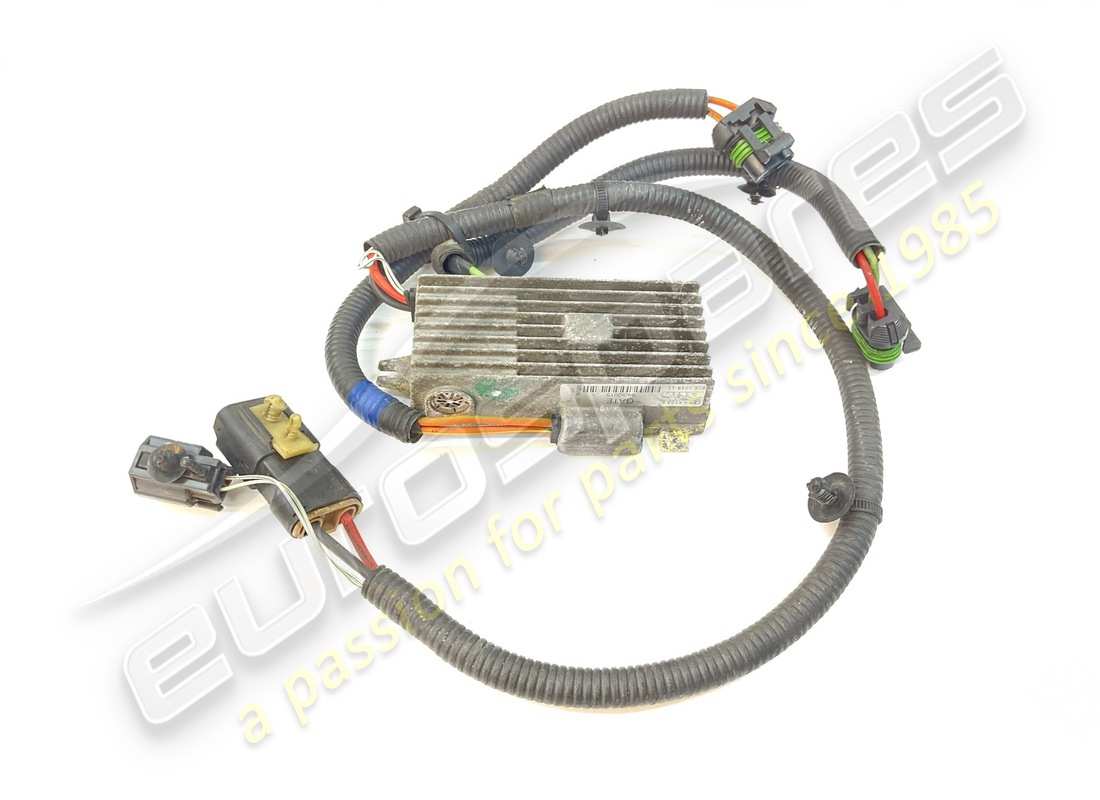 MODULATEUR Aston Martin UTILISÉ, VENTILATEUR DE REFROIDISSEMENT. NUMÉRO DE PIÈCE 4G433710479 (1)